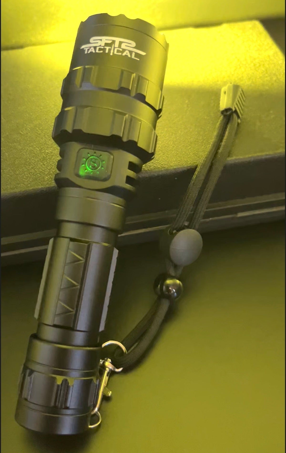 Tactical Multi Color Flashlight - 1600 Lumens